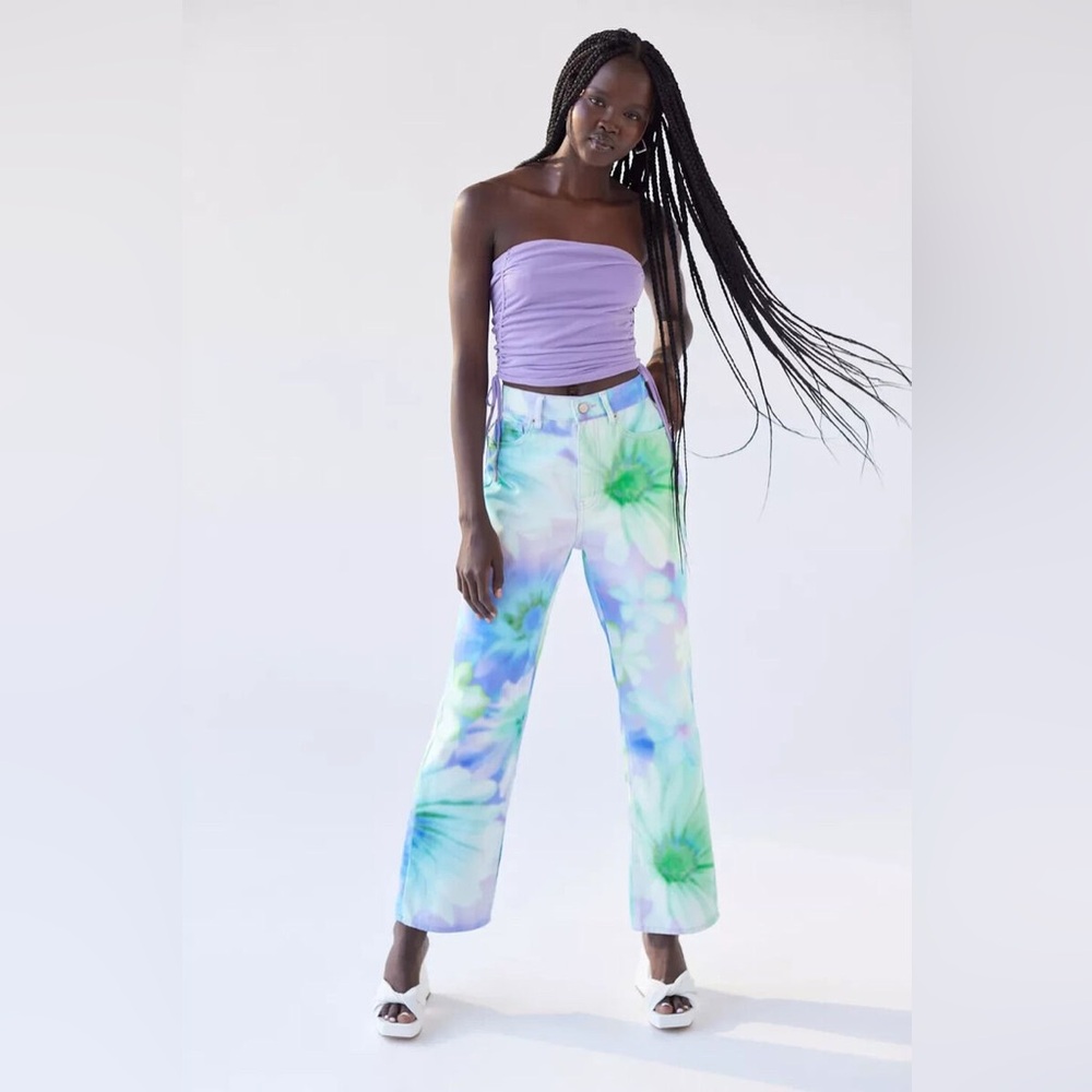 NWOT Urban Outfitters High Rise Floral Pastel Flower Print Cowboy Jeans Size 28